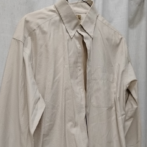 Roundtree & Yorke Tan Casual Button Down Shirt Men's 100 Cotton Striped Button D - Picture 1 of 10